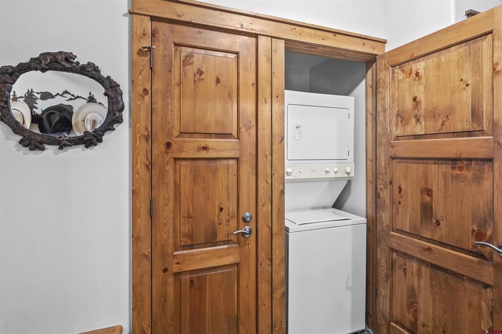 9 Hunter Hill Road Property Photo 33