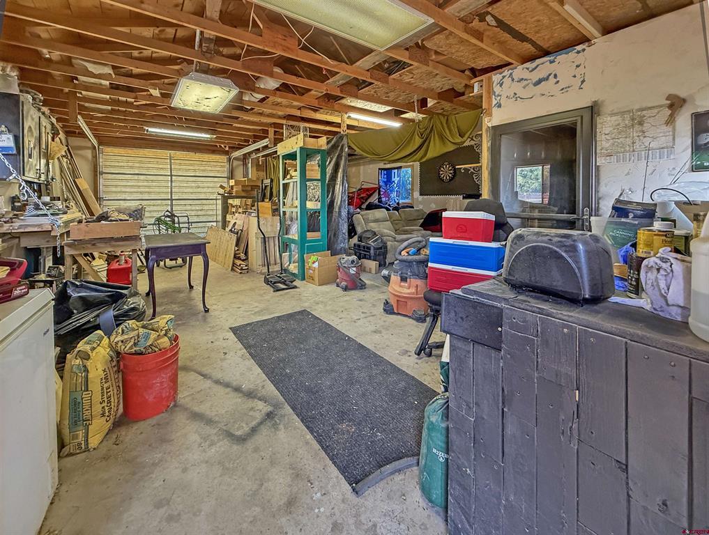 602 E 3rd Street Property Photo 15