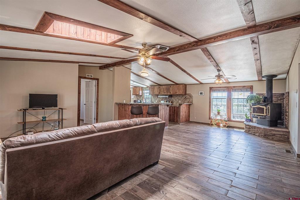 85 Road 2400 Property Photo 5