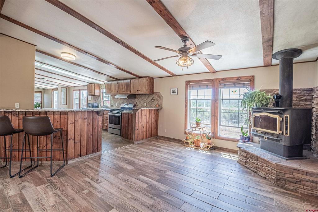 85 Road 2400 Property Photo 6