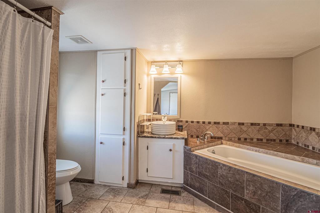 85 Road 2400 Property Photo 19
