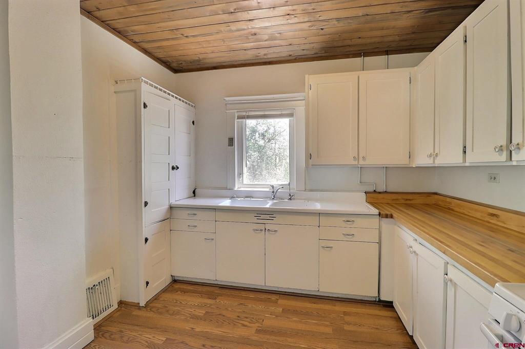 31490 Highway 92 Property Photo 13