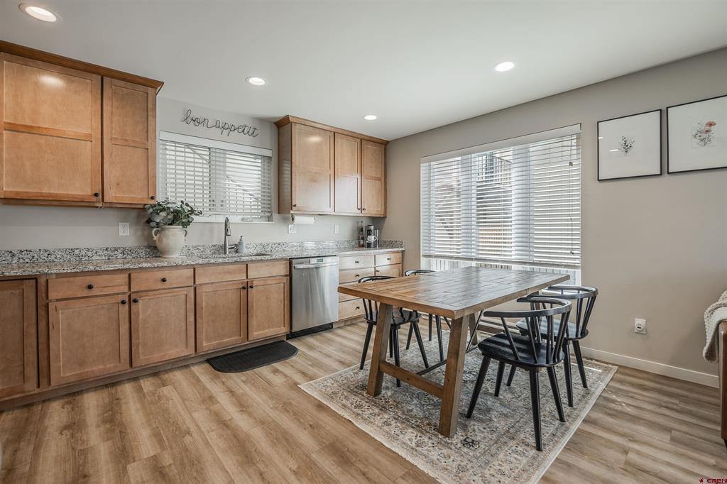 305 Van Tuyl Circle Property Photo 6