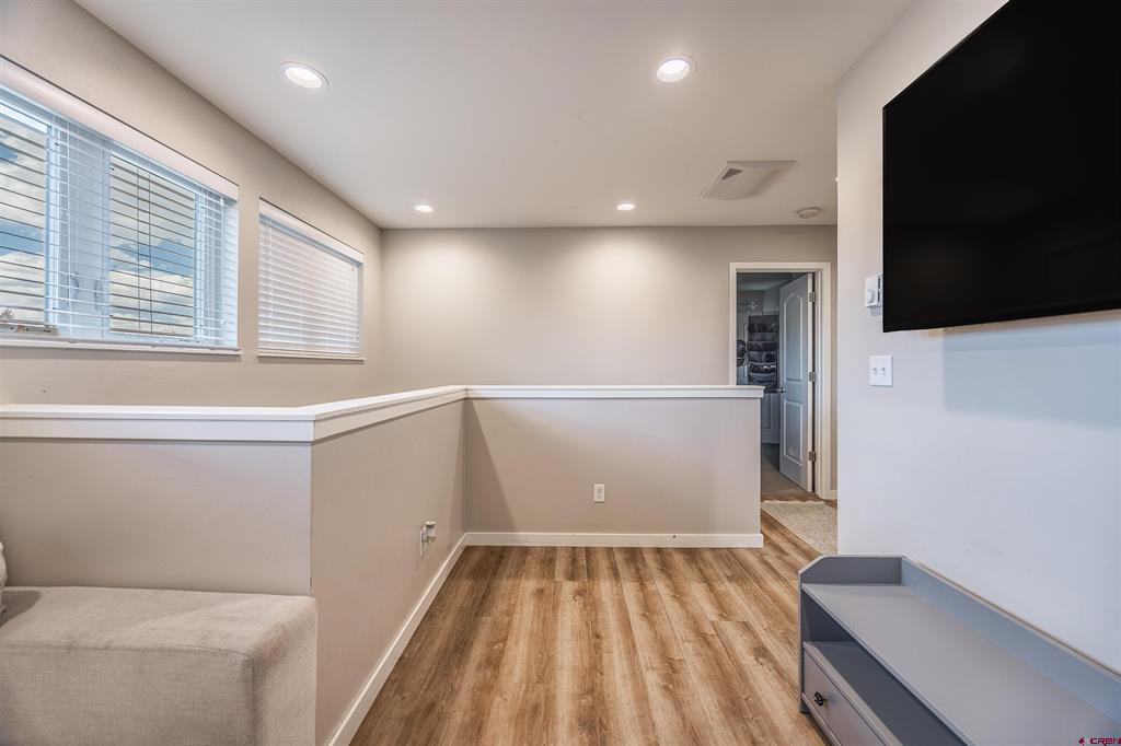 305 Van Tuyl Circle Property Photo 18