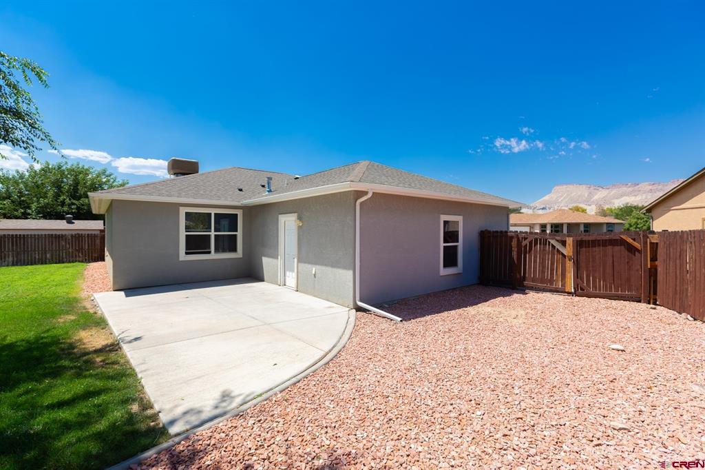 875 Cabernet Drive Property Photo 4