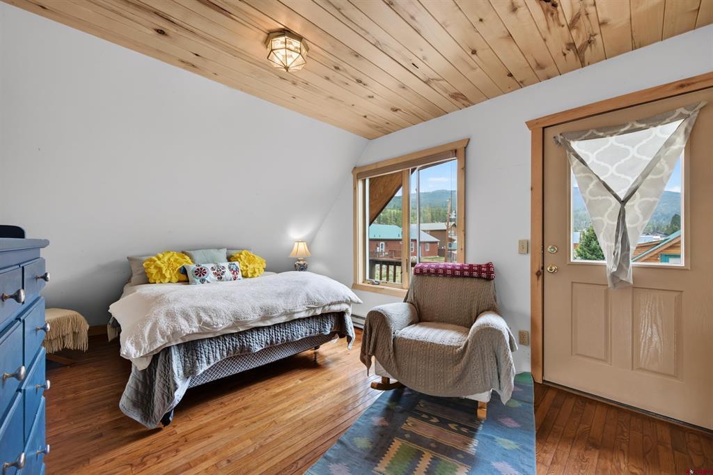 300 Quartz Lane Property Photo 18