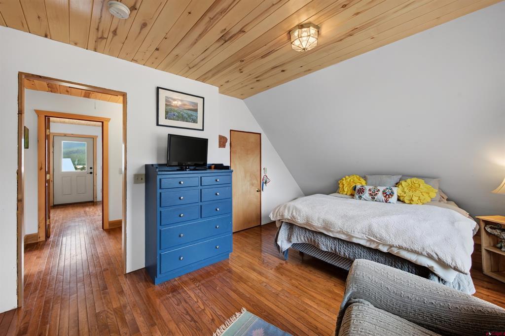 300 Quartz Lane Property Photo 19