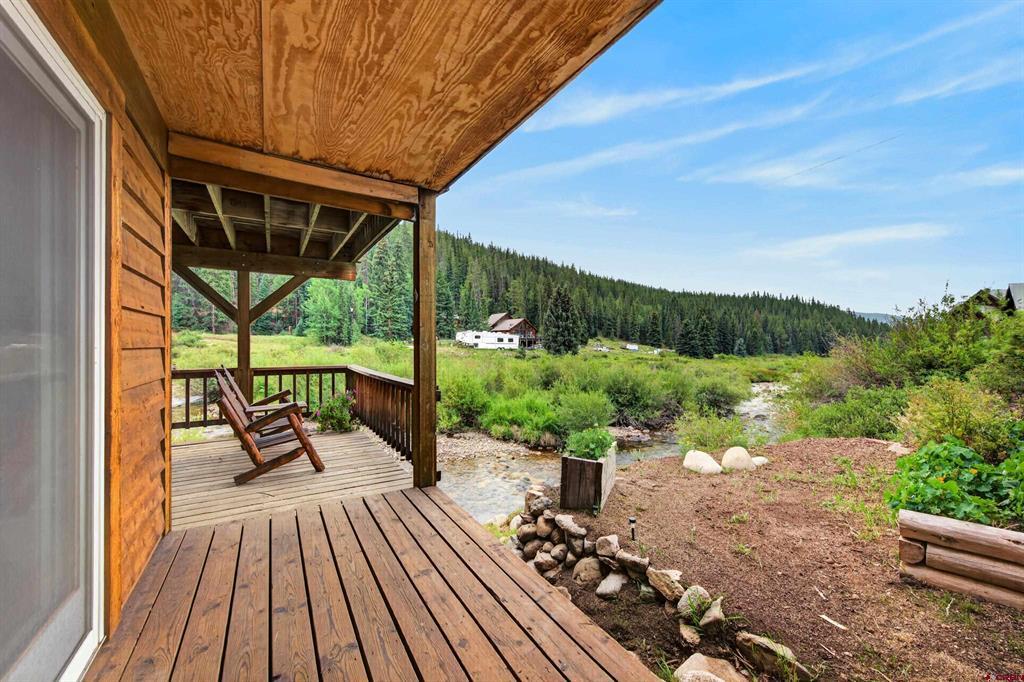 300 Quartz Lane Property Photo 29
