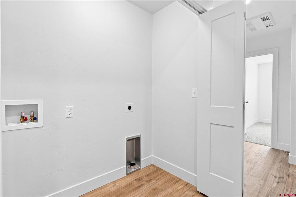 122 Senica Street Property Photo 35