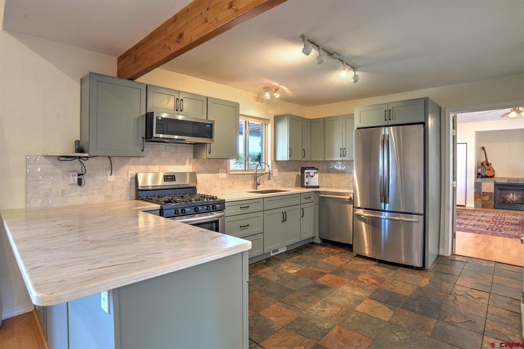 245 Etta Place Property Photo 11