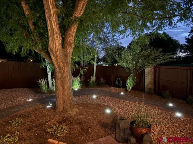 1533 Crest View Way Property Photo 36