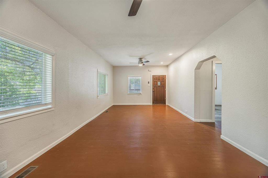 518 N Park Avenue Property Photo 4