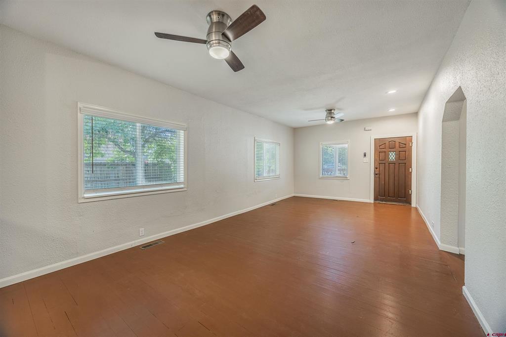 518 N Park Avenue Property Photo 5