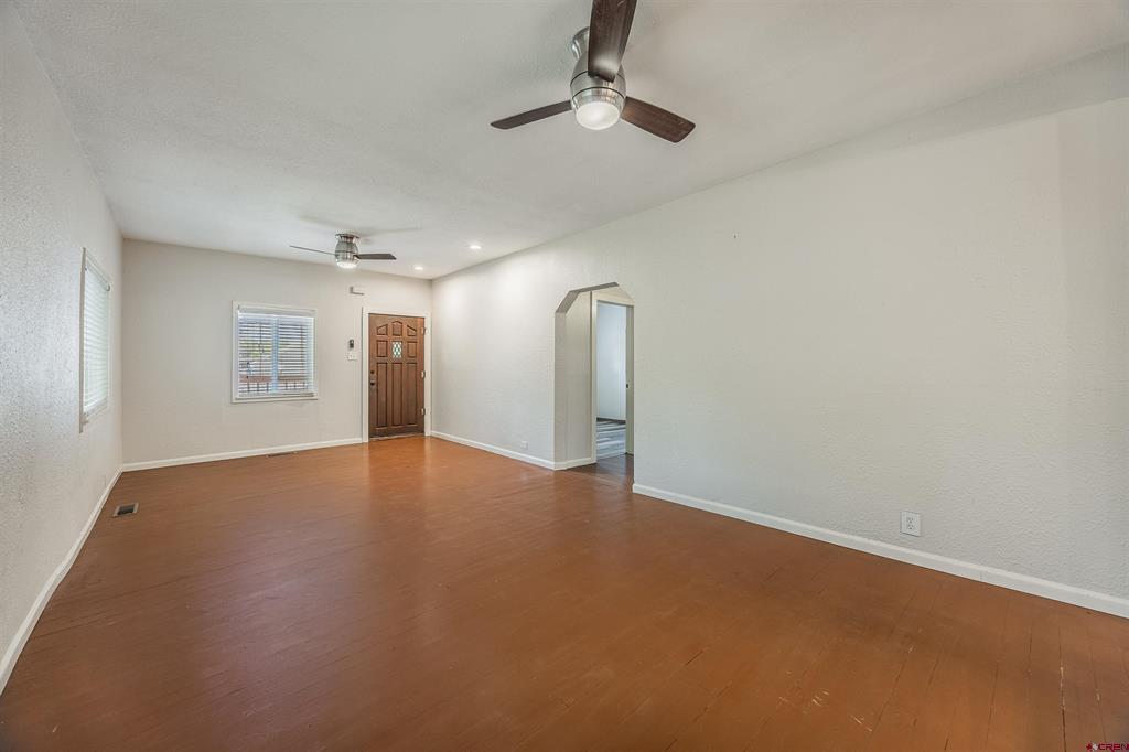 518 N Park Avenue Property Photo 6