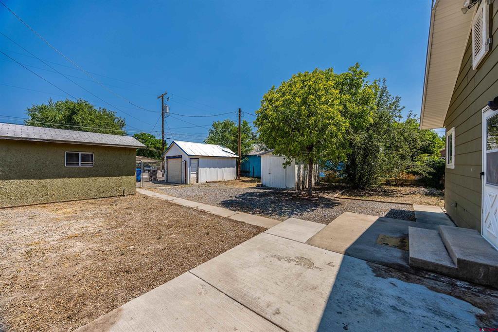 518 N Park Avenue Property Photo 23