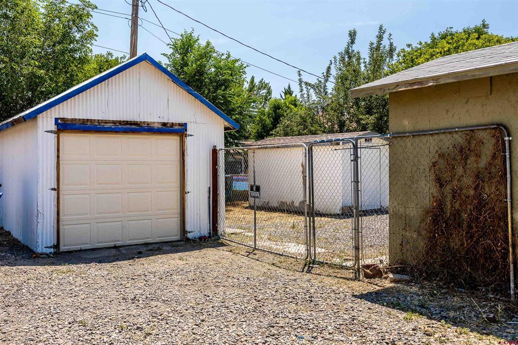 518 N Park Avenue Property Photo 26