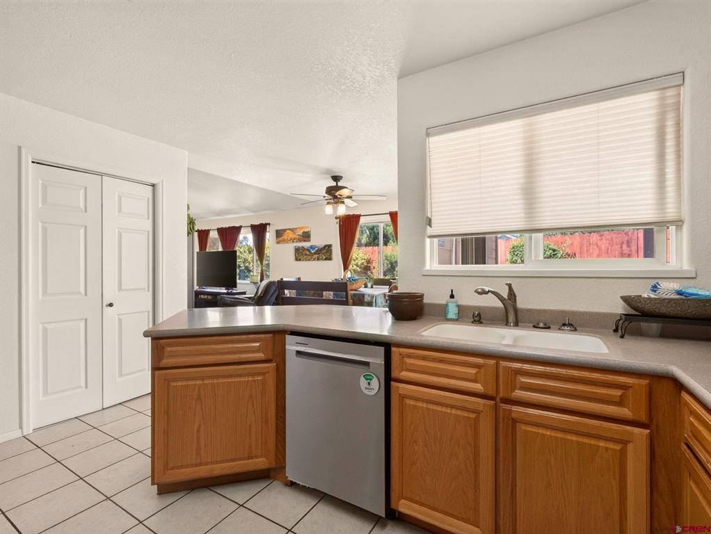 2556 Brenna Way Property Photo 15