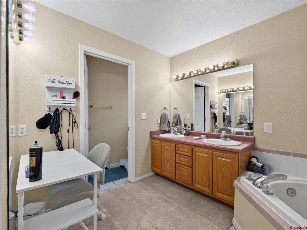 2556 Brenna Way Property Photo 21