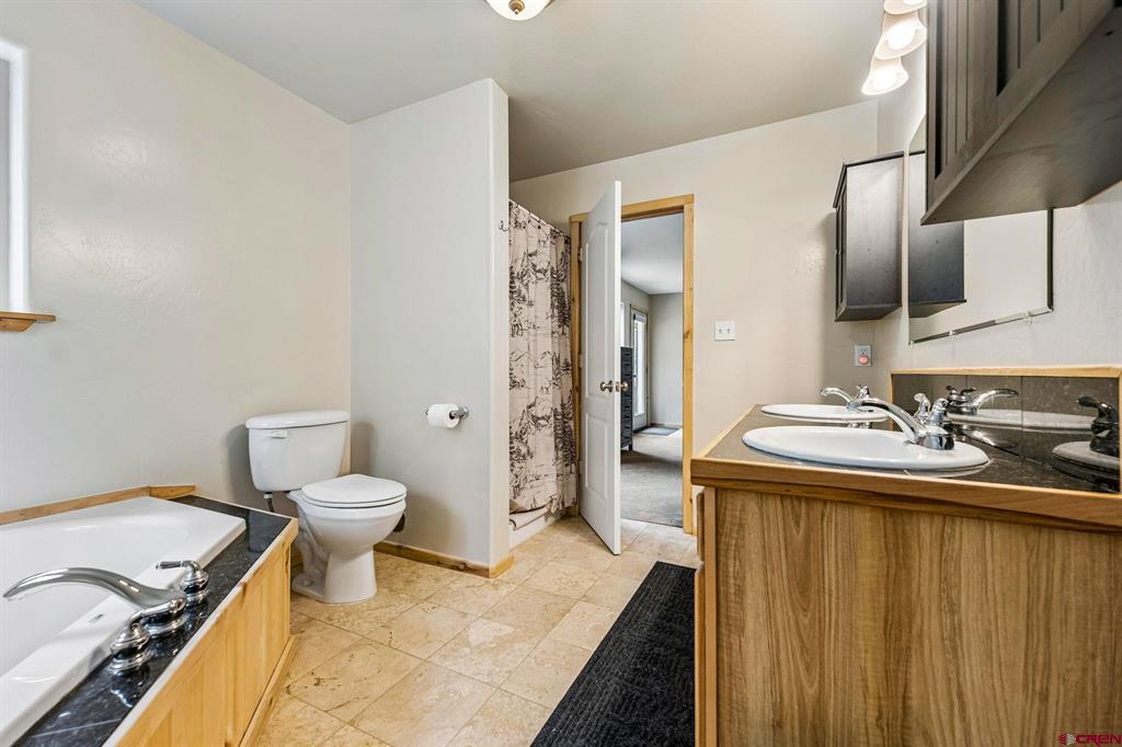 415 Blue Ridge Drive Property Photo 18