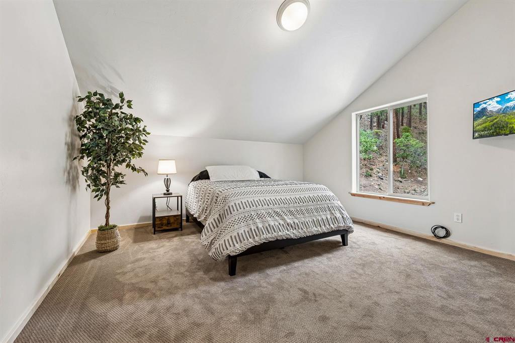 415 Blue Ridge Drive Property Photo 20