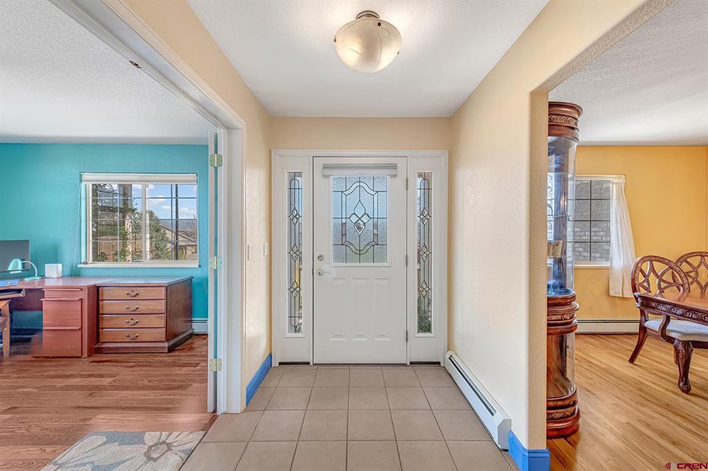927 Crown Court Property Photo 17