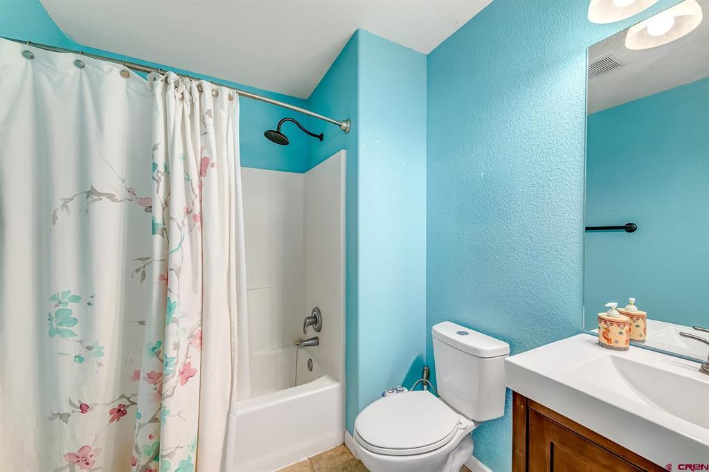 927 Crown Court Property Photo 24