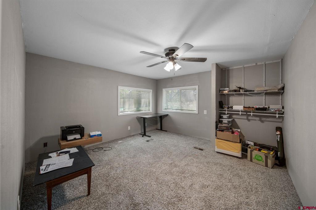 1108 N Oak Drive Property Photo 14