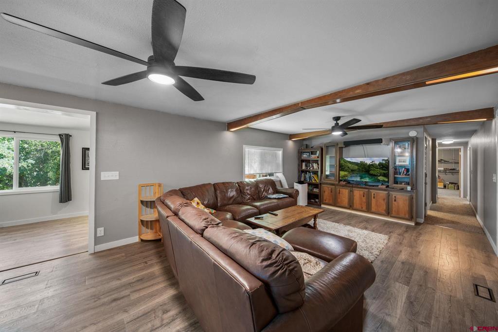 1108 N Oak Drive Property Photo 21
