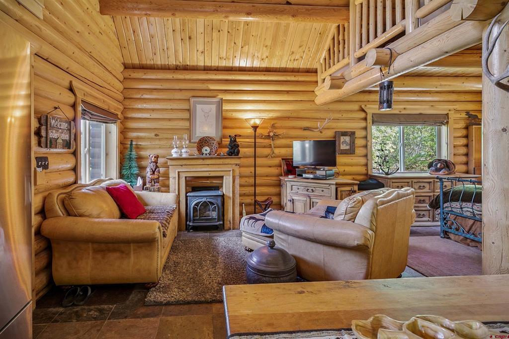 567 Lariat Pl Property Photo 14