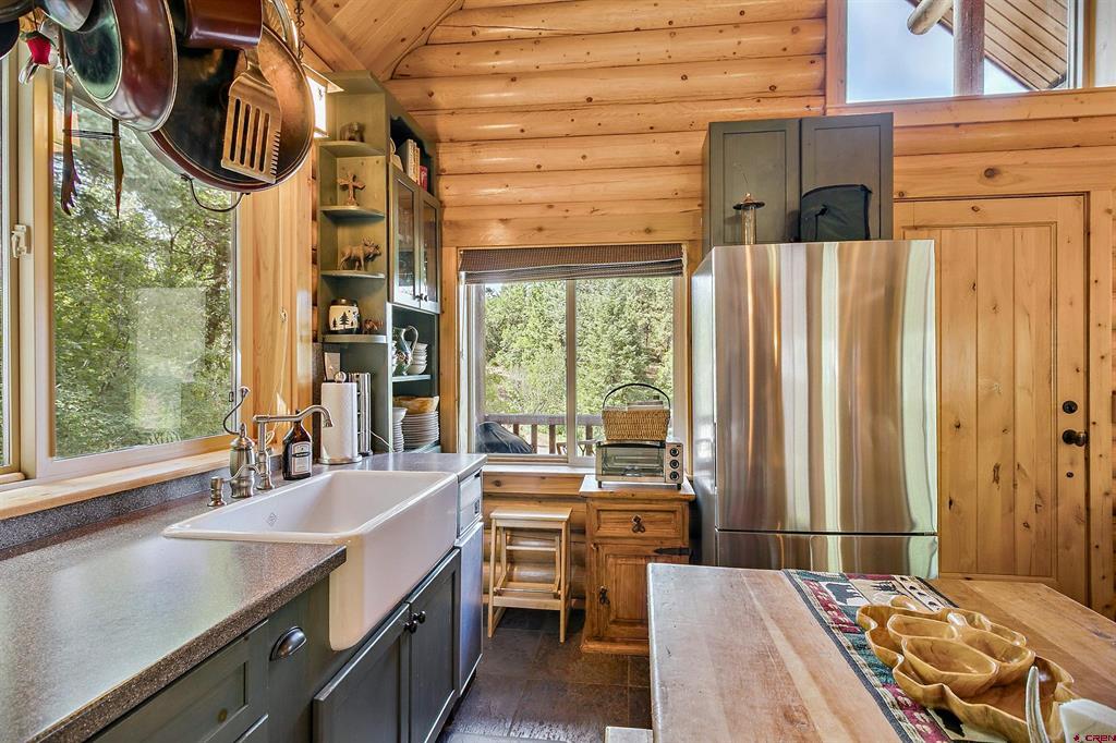 567 Lariat Pl Property Photo 15