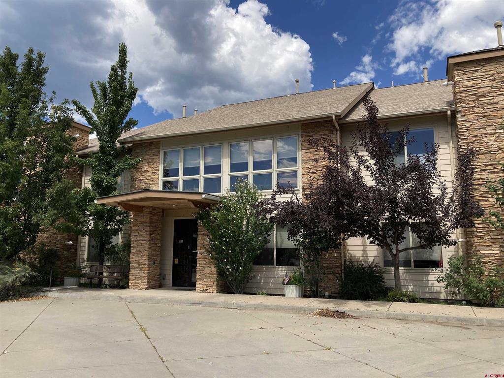 35 Sunshine Court Property Photo 1