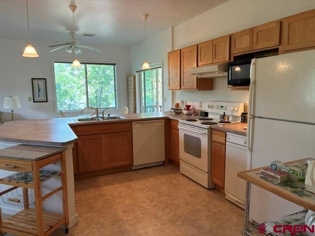 35 Sunshine Court Property Photo 6