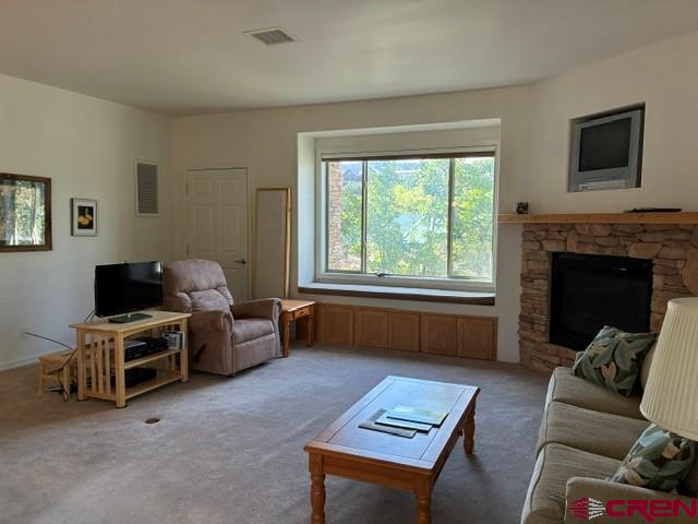 35 Sunshine Court Property Photo 8