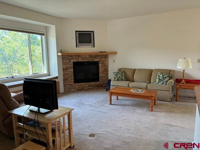 35 Sunshine Court Property Photo 9