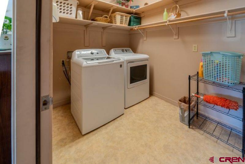 35 Sunshine Court Property Photo 16