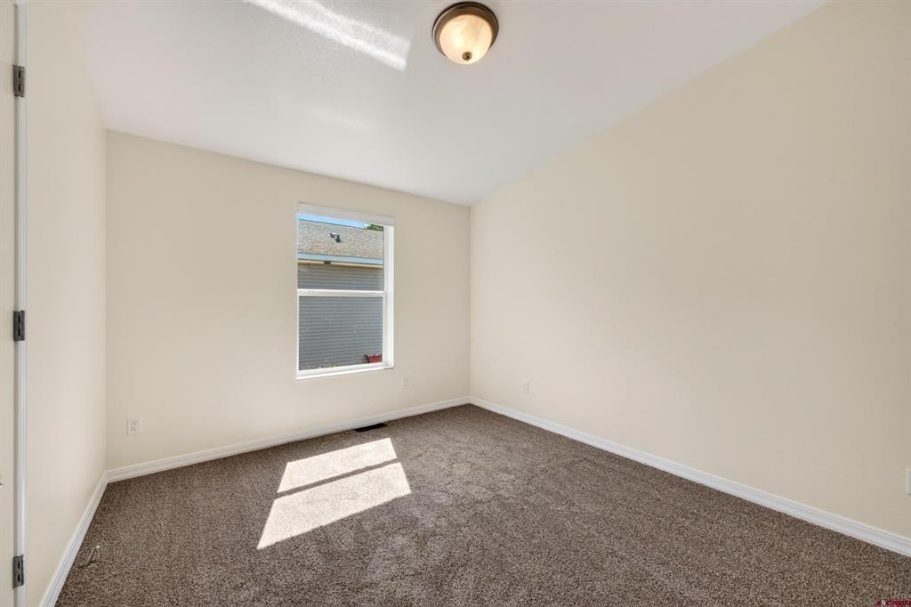 235 S 7th Street Property Photo 22