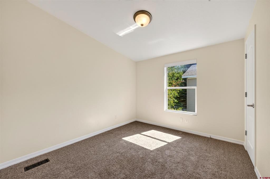 235 S 7th Street Property Photo 23