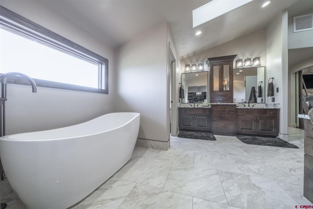 363 Granite Falls Way Property Photo 23