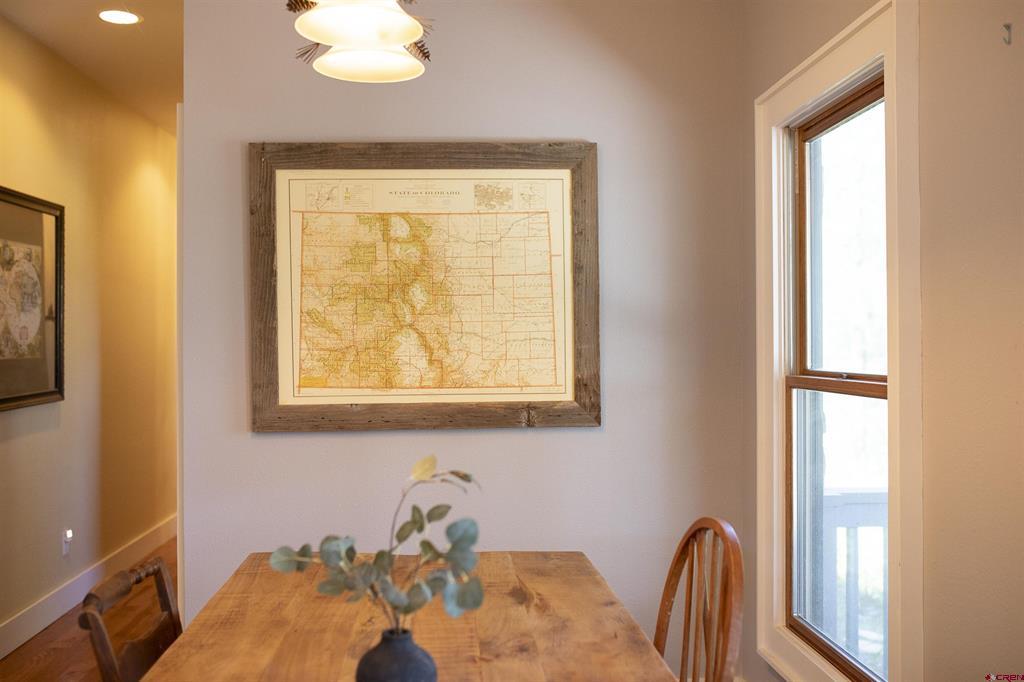 805 Lake Drive Property Photo 7