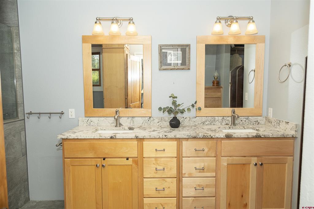805 Lake Drive Property Photo 14