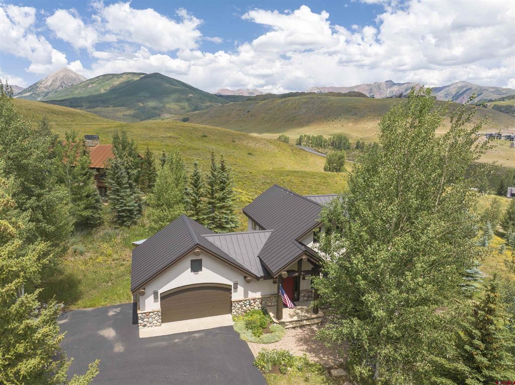 3 Glacier Lily Way Property Photo 2
