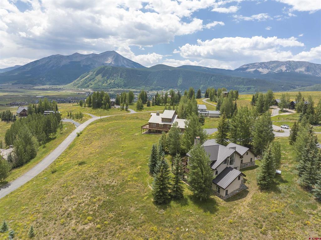 3 Glacier Lily Way Property Photo 9