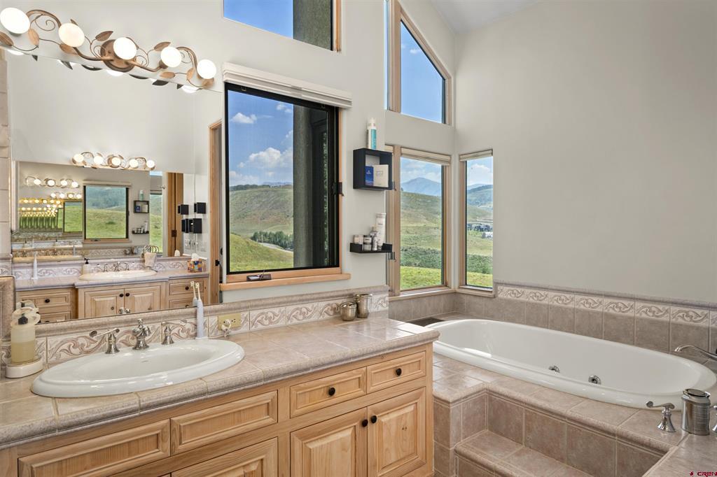 3 Glacier Lily Way Property Photo 28
