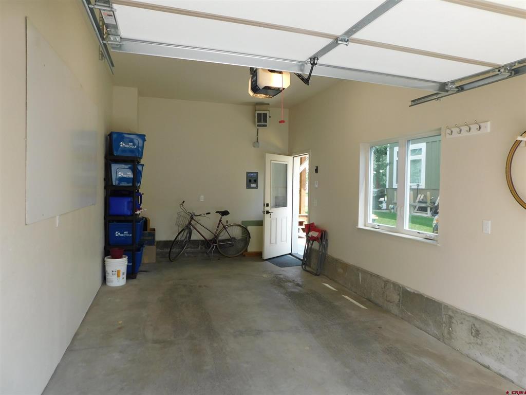 305 Tyler Lane Property Photo 39