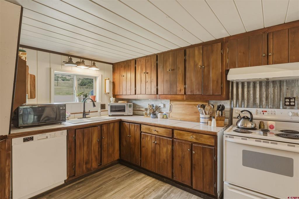 101 County Road 339 Property Photo 21