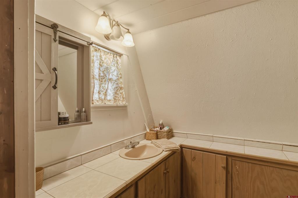 101 County Road 339 Property Photo 34