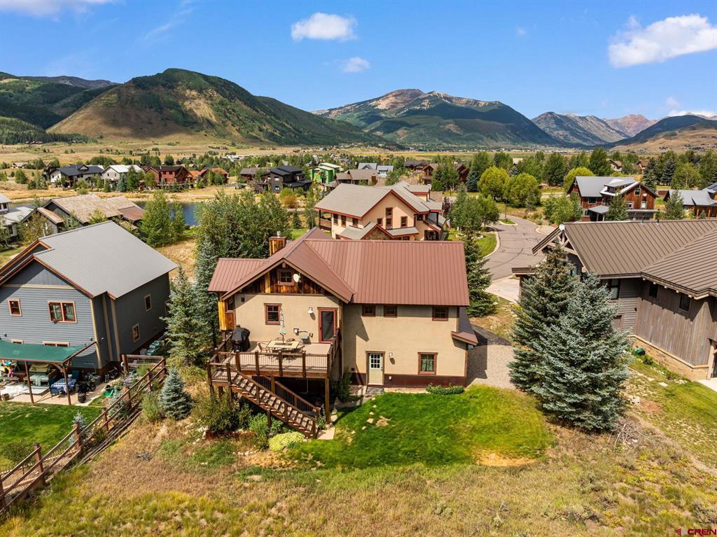 319 Larkspur Loop Property Photo 2