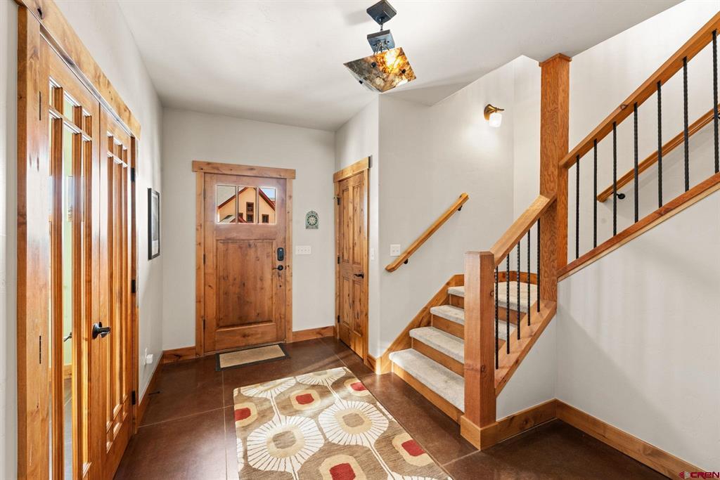 319 Larkspur Loop Property Photo 24
