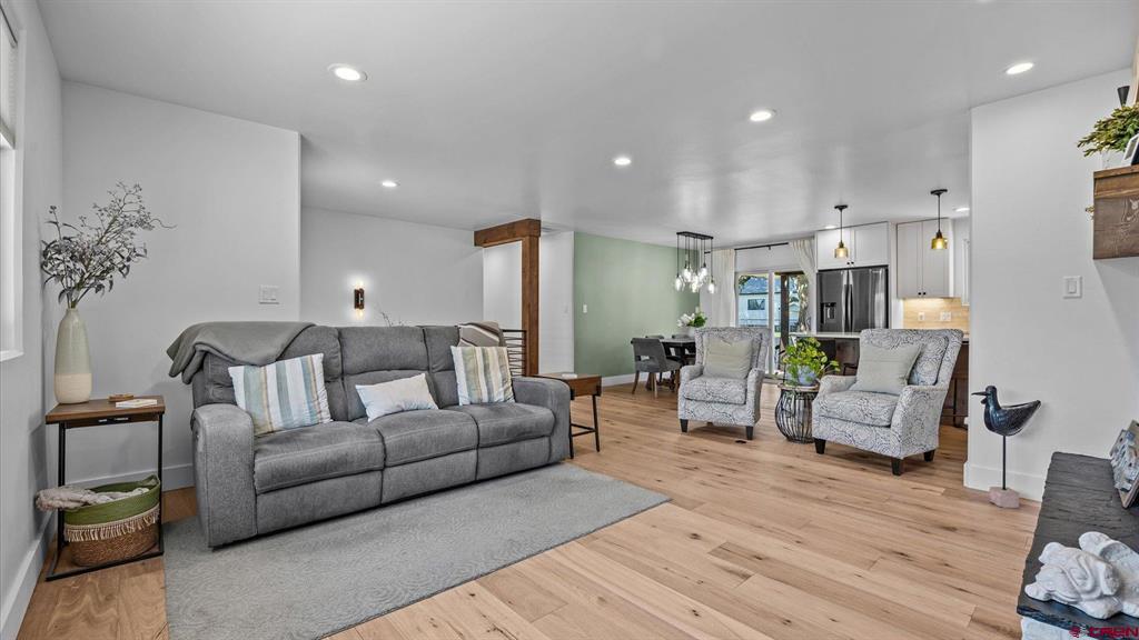 633 Panorama Drive Property Photo 3