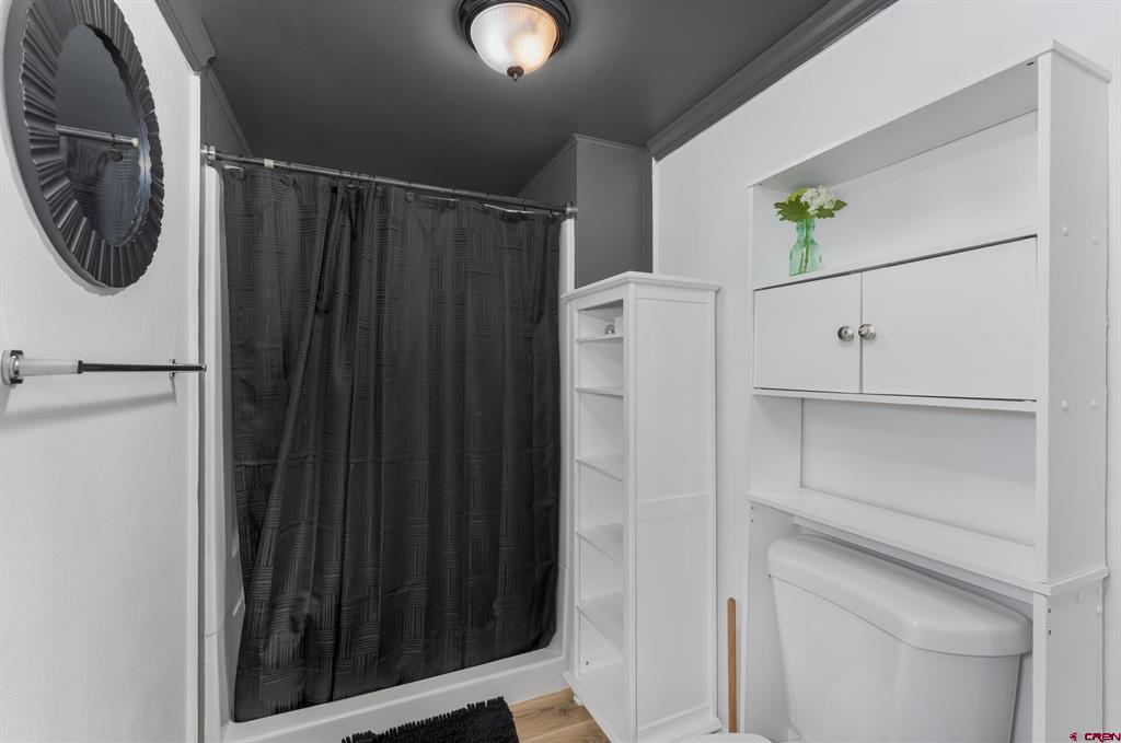 641 S Broadway Property Photo 17